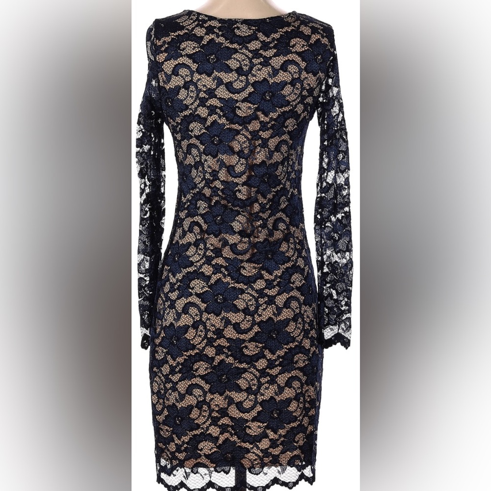 Karen Kane navy lace long sleeve cocktail dress size medium NWOT